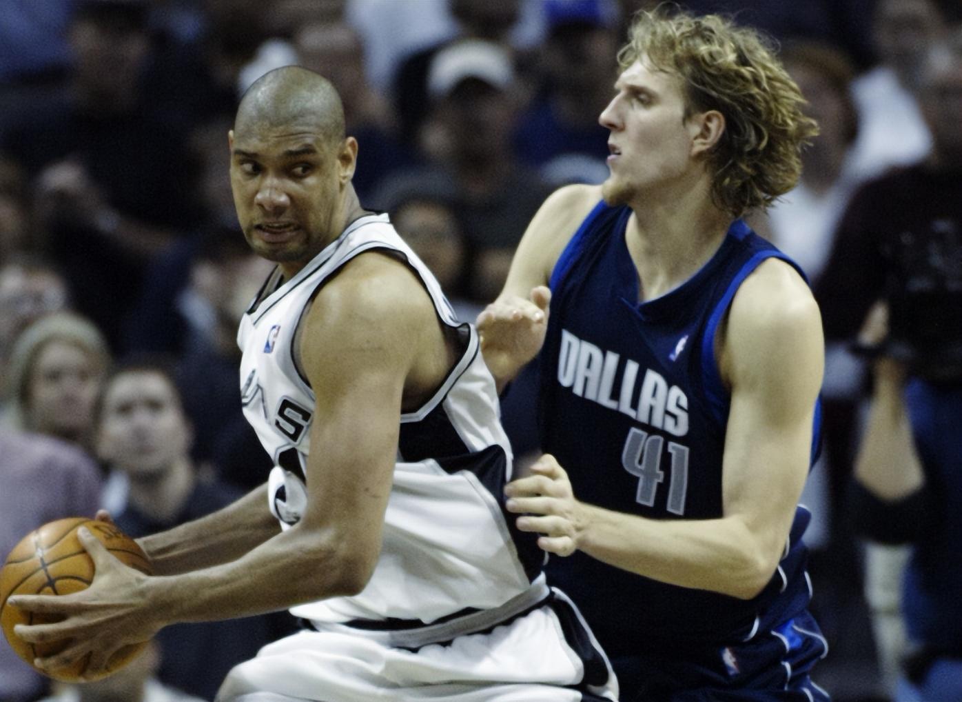 莫斯克拉：人们梦想赢得欧冠是正常的，但现在是11月赛季还长（莫斯克拉：渴望欧冠夺冠可以理解，但眼下才11月，赛季仍很漫长）