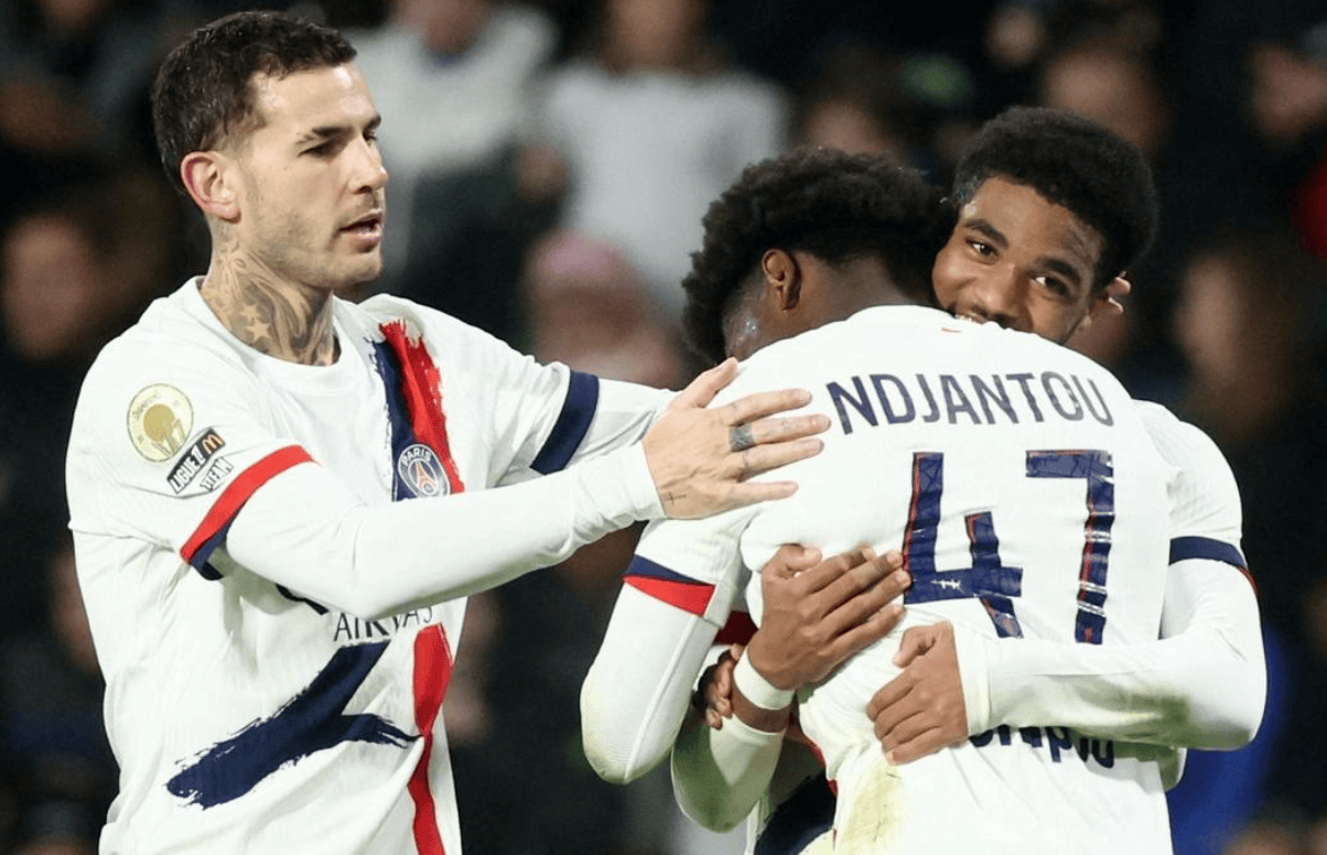 湖人替补奇兵拯救球队（湖人替补发威力挽狂澜）